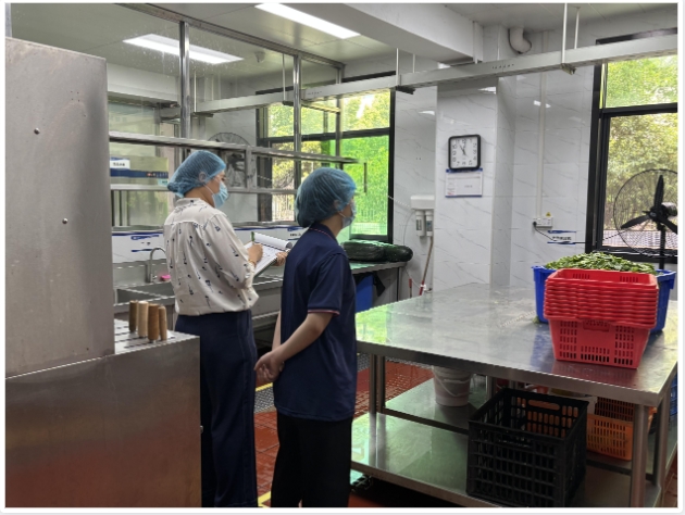以卓越管理迎接体系审核，铸就食堂服务品质新高度