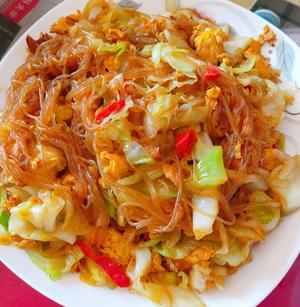 台裕膳食带您回忆大学食堂的味道:包菜粉丝炒蛋