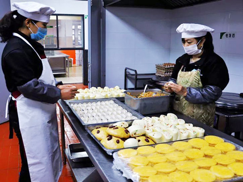 承包学校食堂